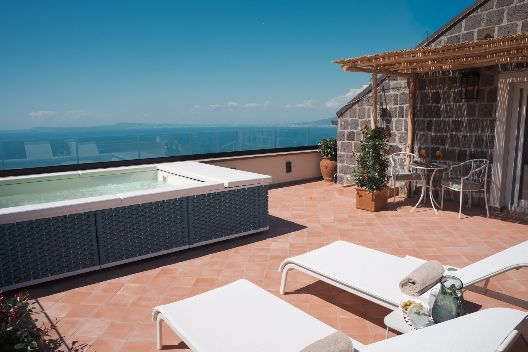 Borgo Mezzo Monte